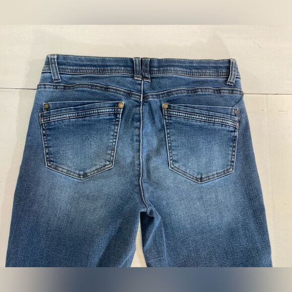 Democracy Jeans Women’s 6 Blue Denim Ab Technology Distressed Raw Hem Casual - Picture 5 of 12